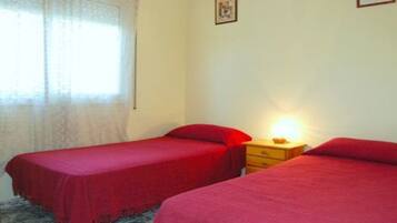 Family House, 4 Bedrooms, Pool View | 4 bedrooms