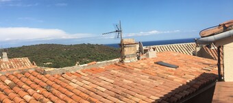 Authentic village house in the center of Ramatuelle