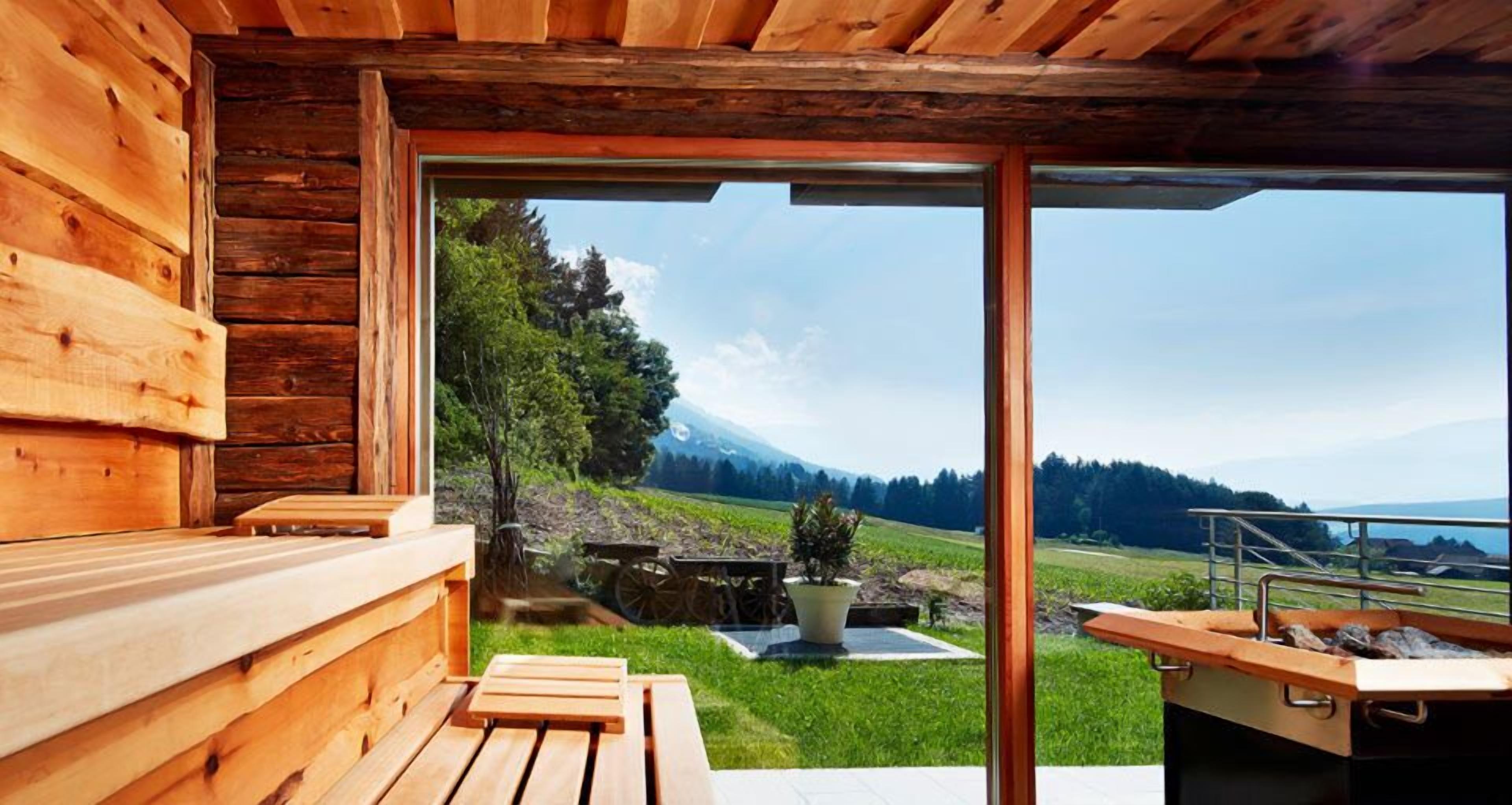 Sauna, soins corporels, enveloppements corporels, soins du visage