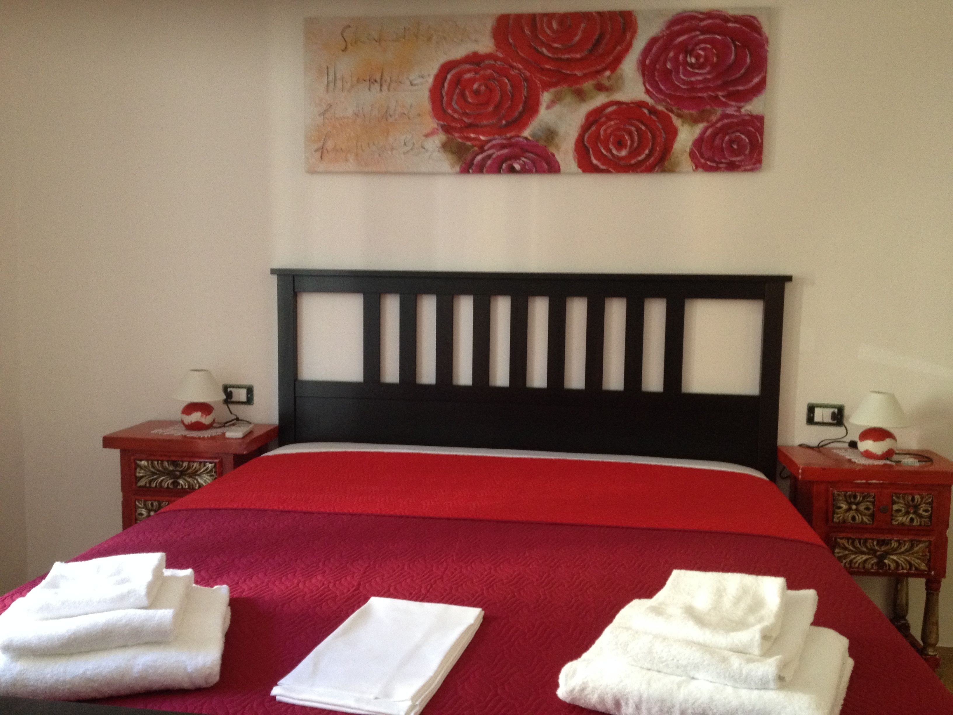 舒适双人房, 阳台, 城市景观 (Room 2) | 高档床上用品、迷你吧、特色家居、隔音