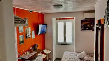 Chambre Ăconomique (Room 1)