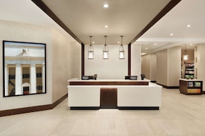 Reception - Homewood Suites by Hilton Arlington Rosslyn Key Bridge (Arlington)