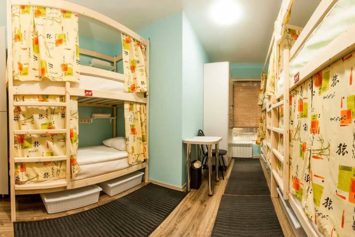 Dortoir Partagé, dortoir mixte (8 beds) | Couette en duvet d'oie, coffres-forts dans les chambres