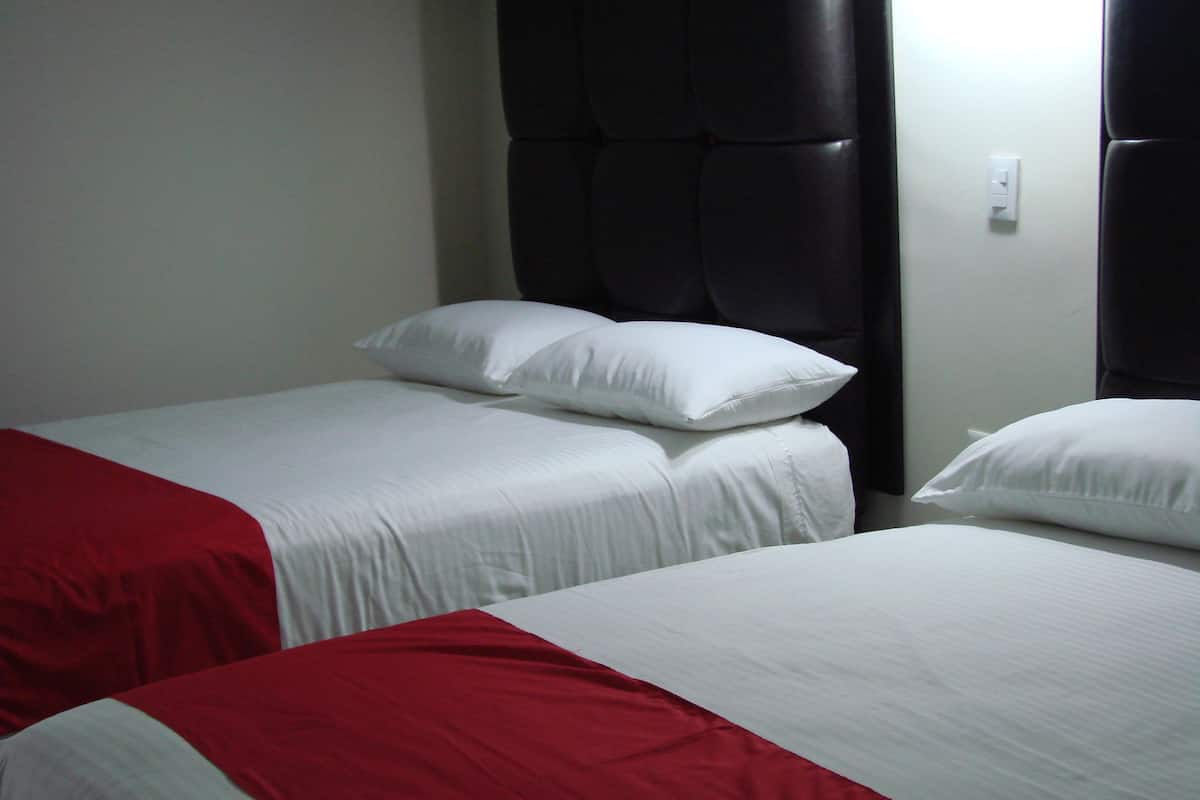 ห้องดับเบิล | โต๊ะทำงาน, Wi-Fi ฟรี, ผ้าปูที่นอน