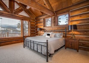 4 bedrooms, iron/ironing board, free WiFi, bed sheets - Big Timber Lodge (Breckenridge)