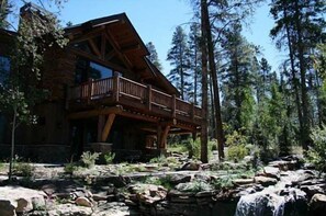 Property grounds - Big Timber Lodge (Breckenridge)