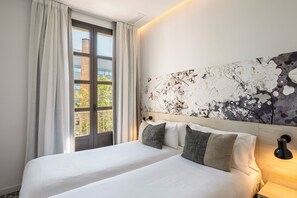 Superior Apartment, 3 Bedrooms | In-room safe, blackout drapes, iron/ironing board, free WiFi - Aspasios Poblenou Apartments (Barcelona)