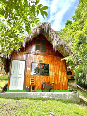 Economy Shared Dormitory, Mixed Dorm, Private Bathroom (6 Beds) | Desk, rollaway beds, free WiFi, bed sheets - Hostal Oasis The Traveler - Hostel (San Agustin Lanquin)