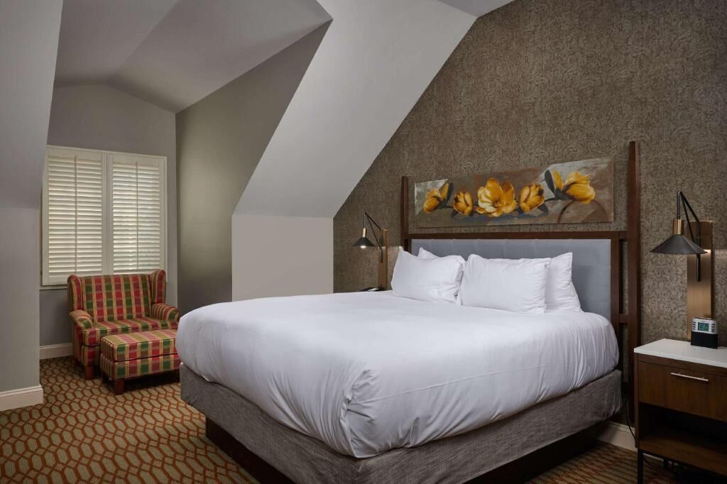 Hypo-allergenic bedding, down comforters, pillowtop beds, in-room safe