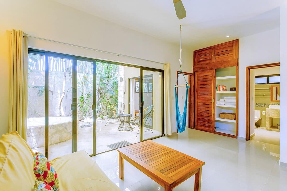 Apartment, 2 Bedrooms, Hot Tub, Ground Floor | Living area