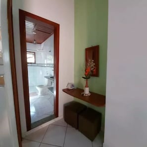 Deluxe Double Room Single Use (Deluxe 4) | Free WiFi, bed sheets