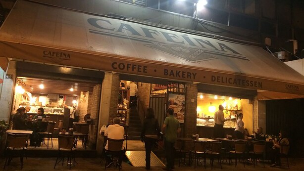 Bar (en la propiedad)