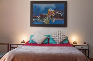 Quadruple Room, 1 Bedroom, Private Bathroom (External)