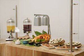 Daily continental breakfast for a fee - Hotel Dorado Plaza Alto Prado (Barranquilla)
