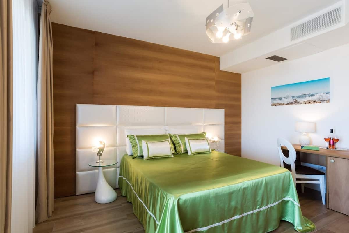 Standard Double or Twin Room, Sea View