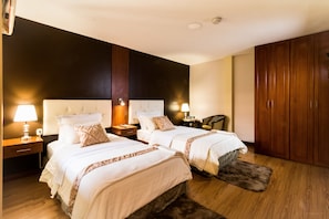 Free WiFi, bed sheets - Hotel Boutique Castilla de Leon (Cuenca)