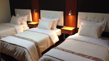 Habitación triple estándar | Wifi gratis y ropa de cama