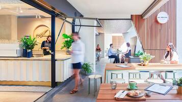 Coffee shop