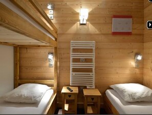 1 chambre, fer et planche Ă repasser, Wi-Fi gratuit