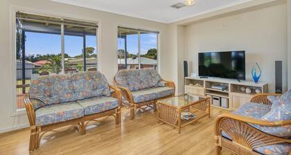 Green Reef Beach House