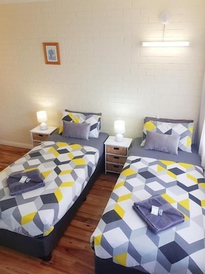Iron/ironing board, free WiFi - Whyalla Country Inn Motel (Whyalla Playford)