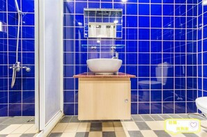 Classic Double Room | Bathroom - MiNaMi Inn Kenting (Hengchun)