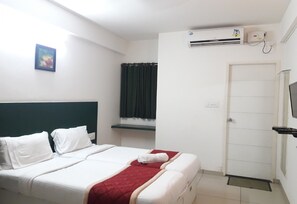 Standard Room - SAP Golden Grande (Anekal)