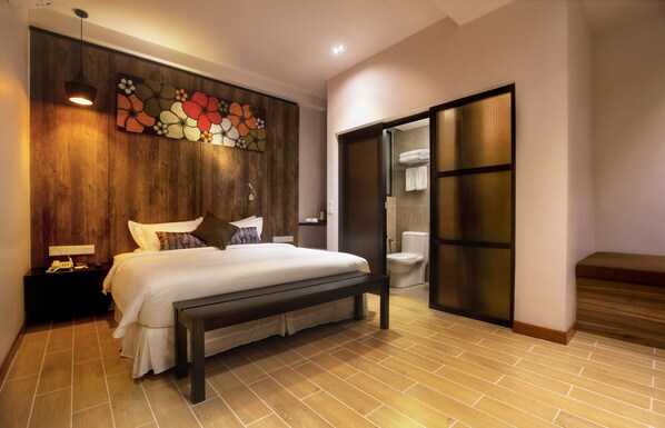 Habitación doble Deluxe, 1 cama King size | Ropa de cama de alta calidad y camas con pillow-top