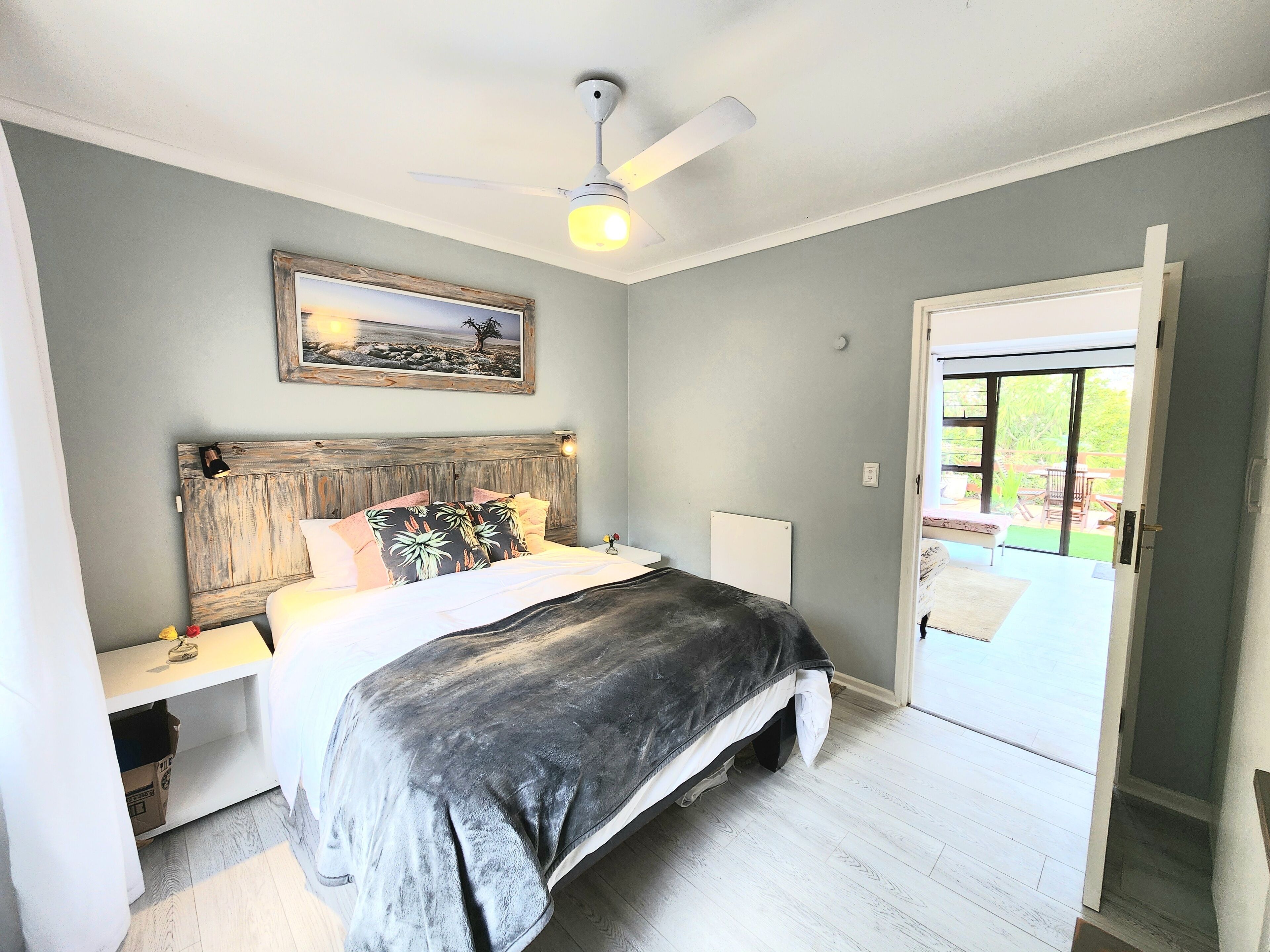 Căn hộ dành cho gia đình, 1 giường cỡ queen và sofa giường, bếp, quang cảnh một góc biển | Bộ trải giường bằng vải cotton Ai Cập, bộ đồ giường cao cấp 