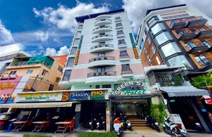 Building design - Green Star Hotel (Ho Chi Minh City)