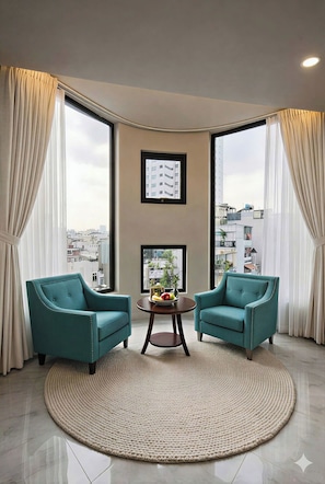 Minibar, két bảo mật tại phòng, bàn, phòng cách âm