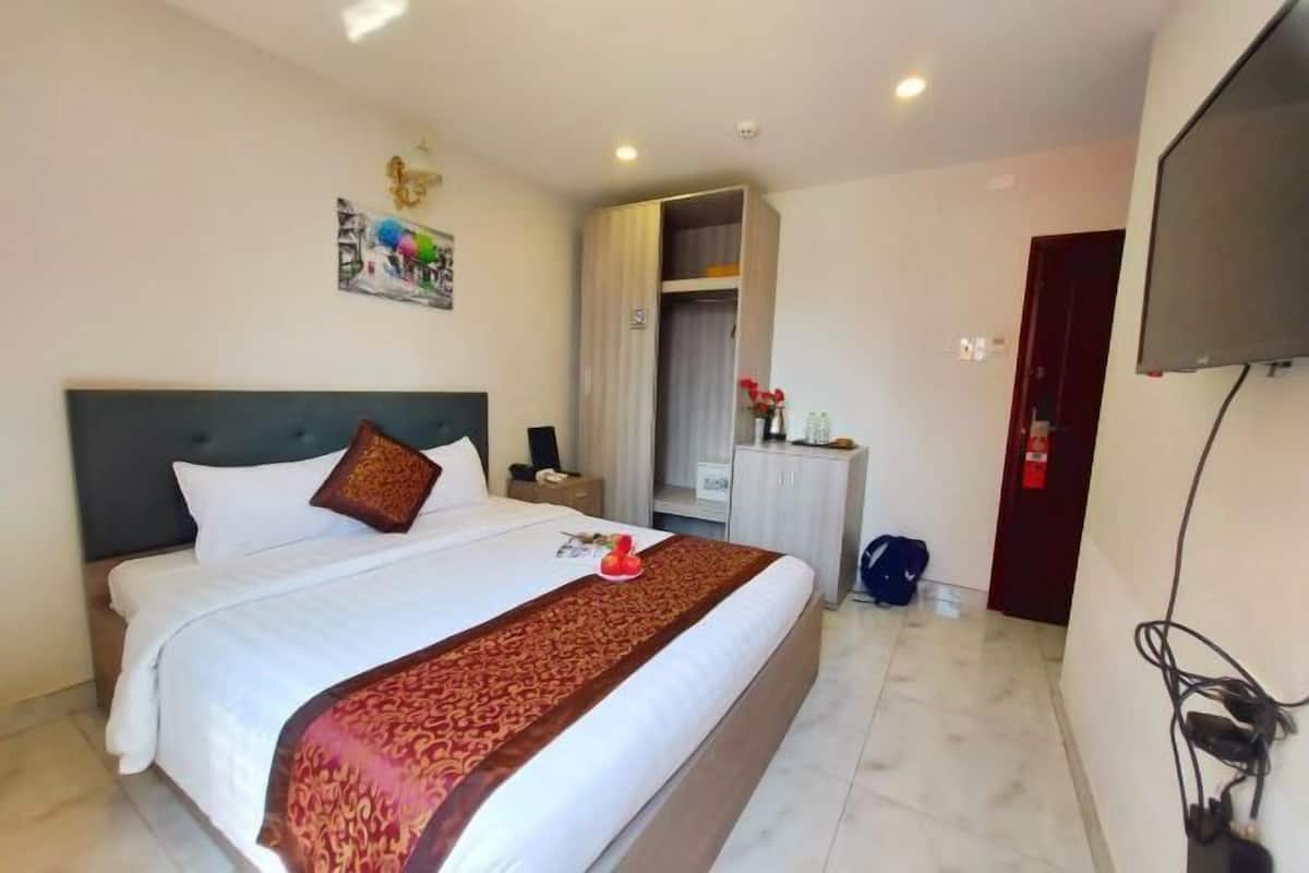 1 bedroom, minibar, in-room safe, desk