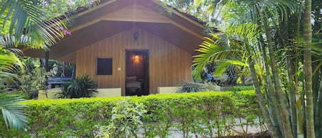 Chambre Double, 1 lit double, vue jardin | Vue sur le jardin