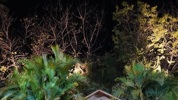 Habitación doble, 1 cama matrimonial, vista al jardín | Vista al jardín