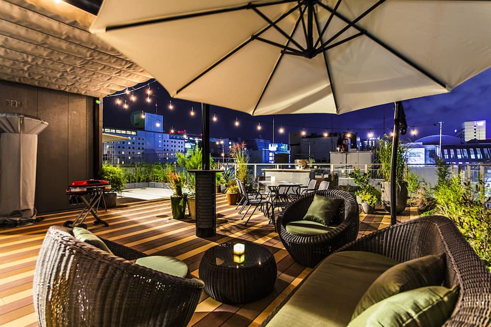 H Hotel