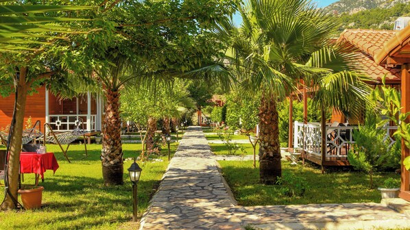 Exterior - Villa Efsane Hotel (Kemer)