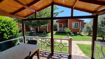 Premium Bungalow, 1 Bedroom, Kitchenette, Garden Area | Terrace/patio