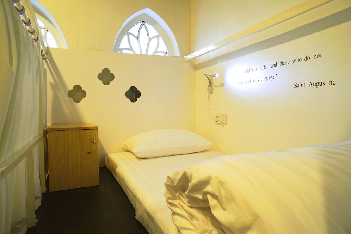 Gemeinsamer Schlafsaal, Gemischter Schlafsaal (Bed in 8-Bed) | Zimmersafe, kostenloses WLAN