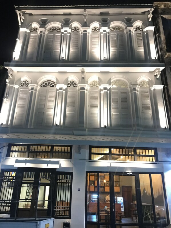 Front of property - evening/night - BaobaBed Hostel Chinatown, Yangon (Yangon)