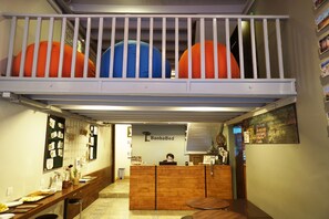 Reception - BaobaBed Hostel Chinatown, Yangon (Yangon)