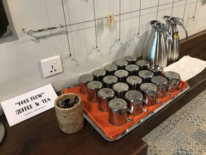 Coffee service - BaobaBed Hostel Chinatown, Yangon (Yangon)
