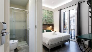 Egyptian cotton sheets, premium bedding, pillow-top beds, minibar