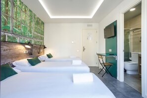 Quarto triplo, vista para a cidade | Roupas de cama de algodão egípcio, roupas de cama premium