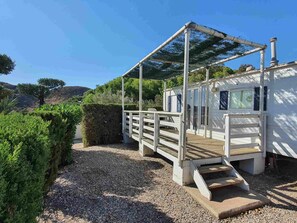 Mobile Panoramic-Unterkunft (4 pax) | 2 Schlafzimmer, WLAN, Bettwäsche