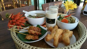 Food and drink - Nan Baankhun Hotel (Nan)