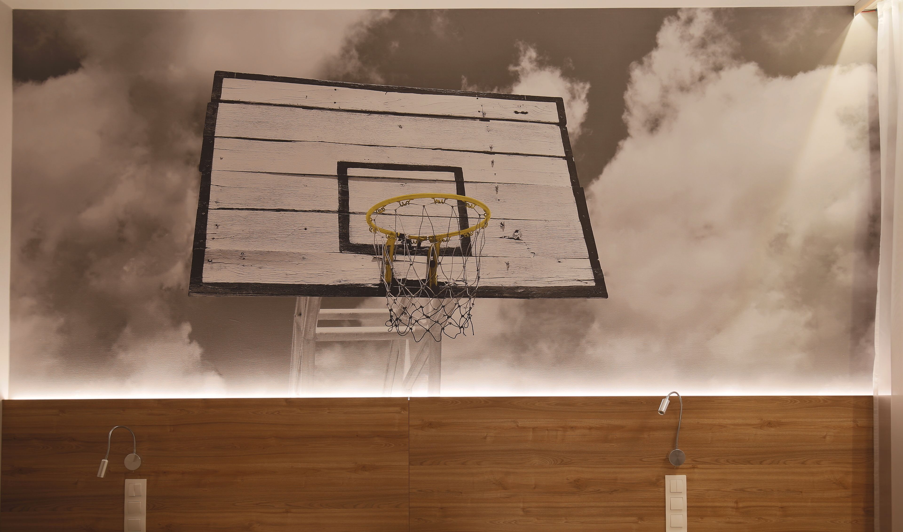 standard twin room, 2 single beds | in-room safe, desk, blackout curtains, soundproofing