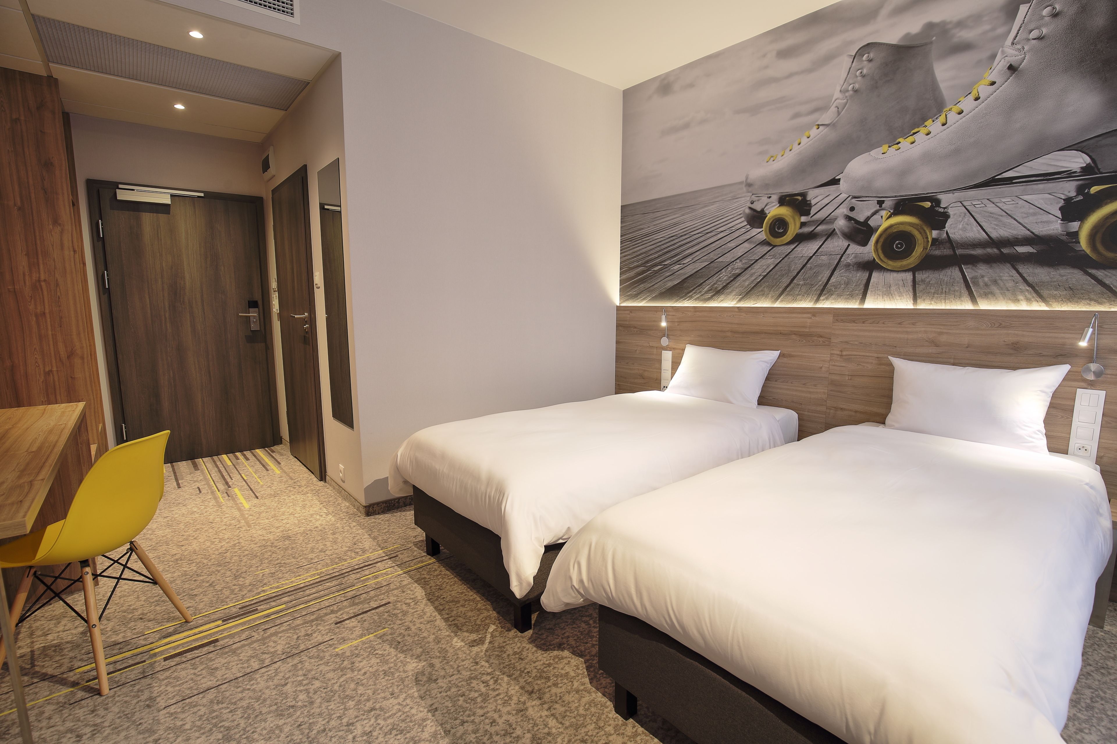 family studio, 2 bedrooms | in-room safe, desk, blackout curtains, soundproofing