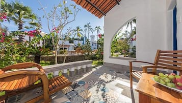 Deluxe Double Bungalow
