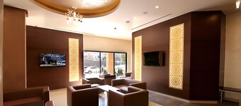 Viola Hotel Suites
