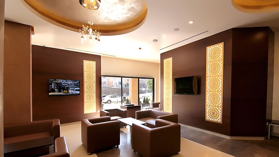 Viola Hotel Suites